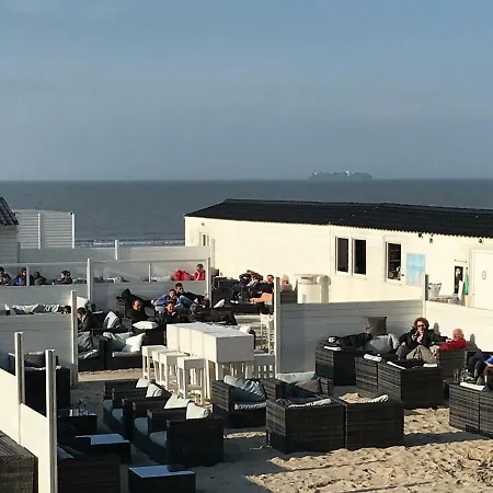 公寓 High In Sky & Seasights F 8@blankenberge 布兰肯贝赫