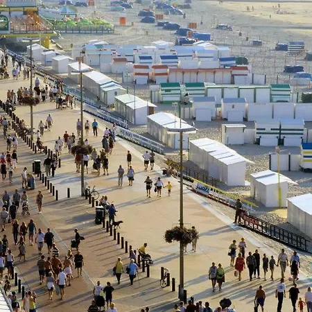 High In Sky & Seasights F 8@blankenberge Διαμέρισμα *