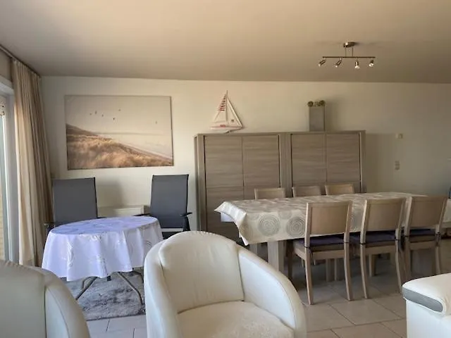 High In Sky & Seasights F 8@blankenberge Apartment Blankenberge