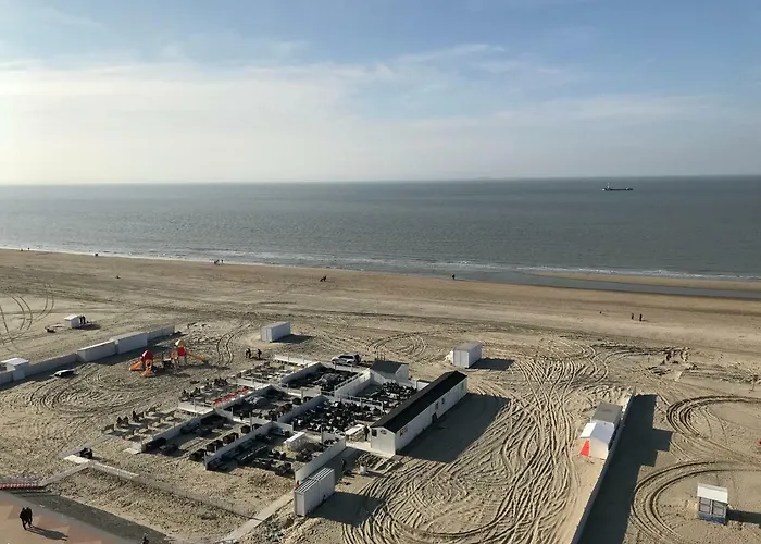 High In Sky & Seasights F 8@blankenberge * Blankenberge
